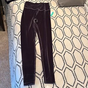 Grey velour beyond yoga leggings medium brand new never worn